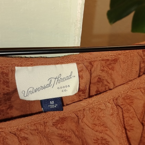 Blouse - Picture 2 of 3